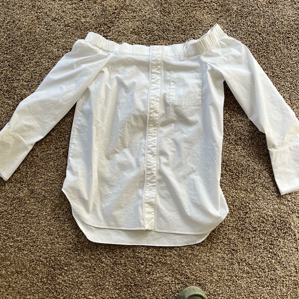 White Cotten off the shoulder blouse